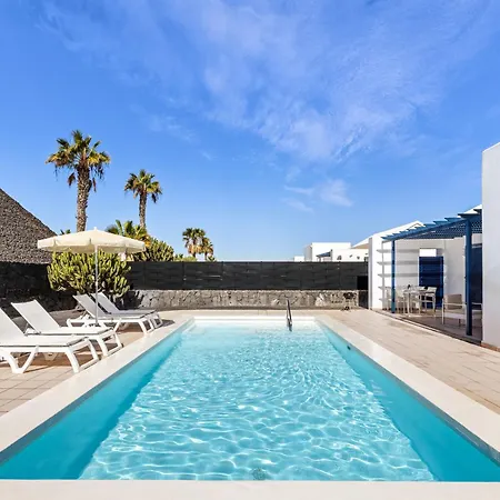Lanzarote Volcan 10- Private Heated Pool * Playa Blanca (Lanzarote)