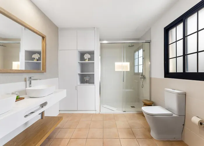 Lanzarote Volcan 10- Private Heated Pool Playa Blanca (Lanzarote)